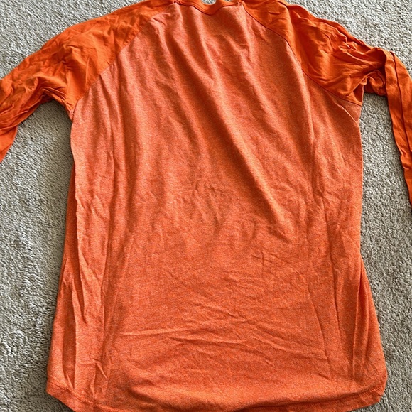 SF Giants World Series Baseball Tshirt - Picture 4 of 4